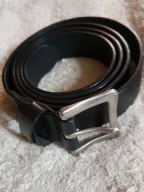 Everyday Black Leather Belt with Brushed Silver Buckle